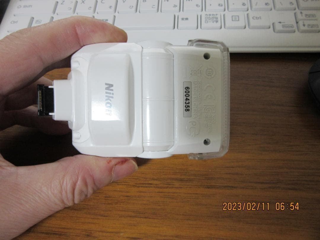 ニコン 　SPEEDLIGHT　SB-N7　ホワイト