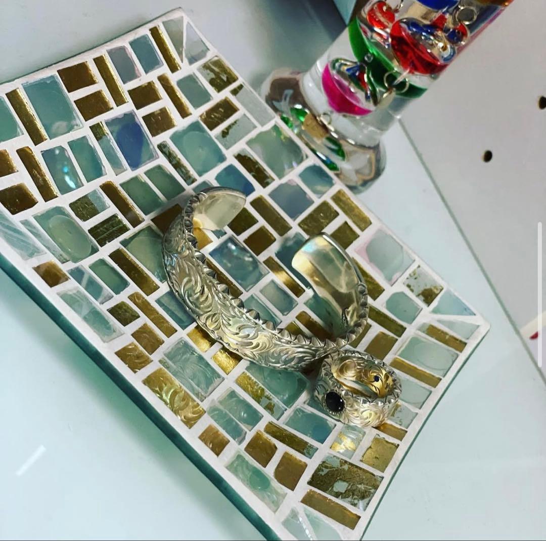 ノーチラスアートジュエリー バングル