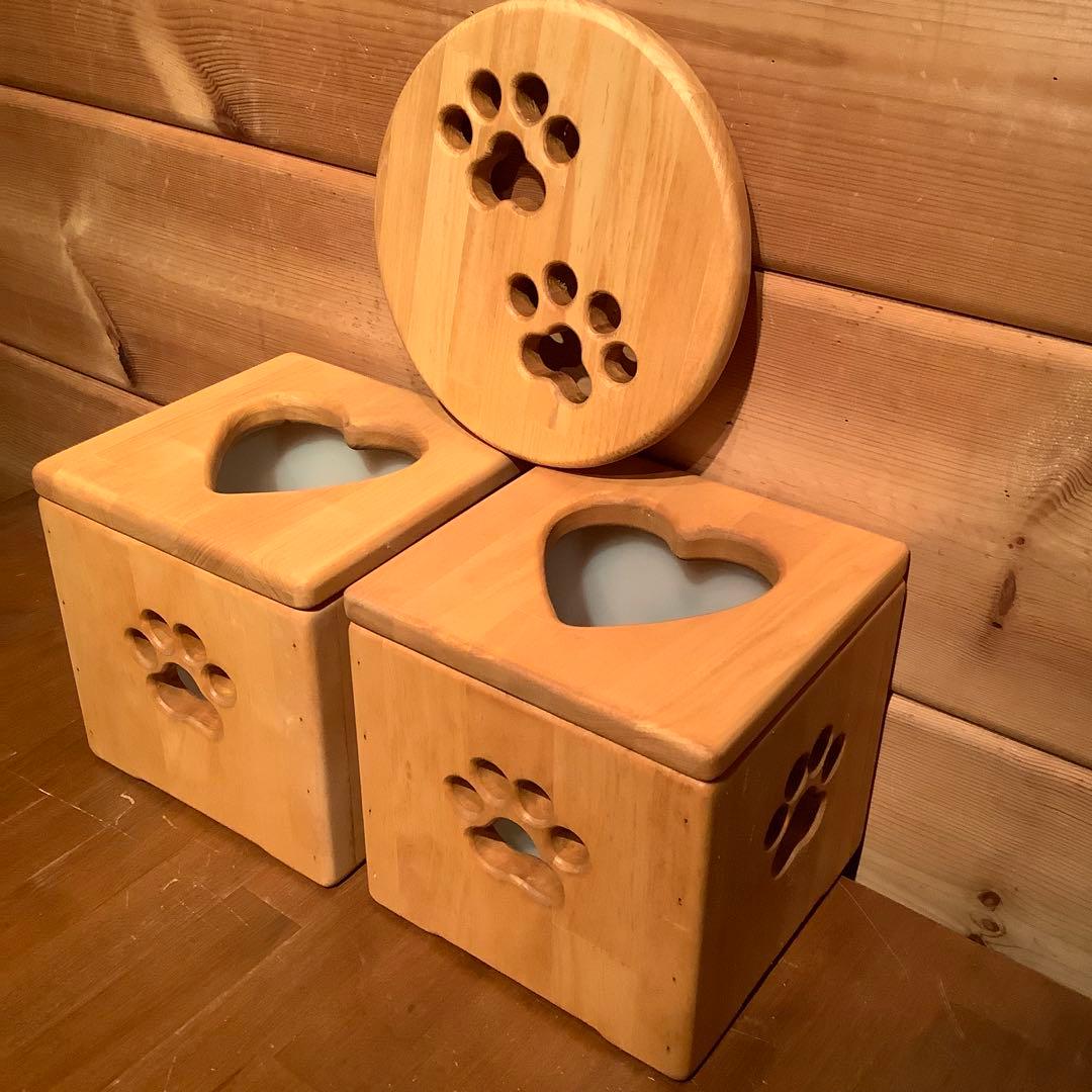 チョコクッキーさま専用ページ　卓上ダストBOX 肉球×2、トリベッド肉球