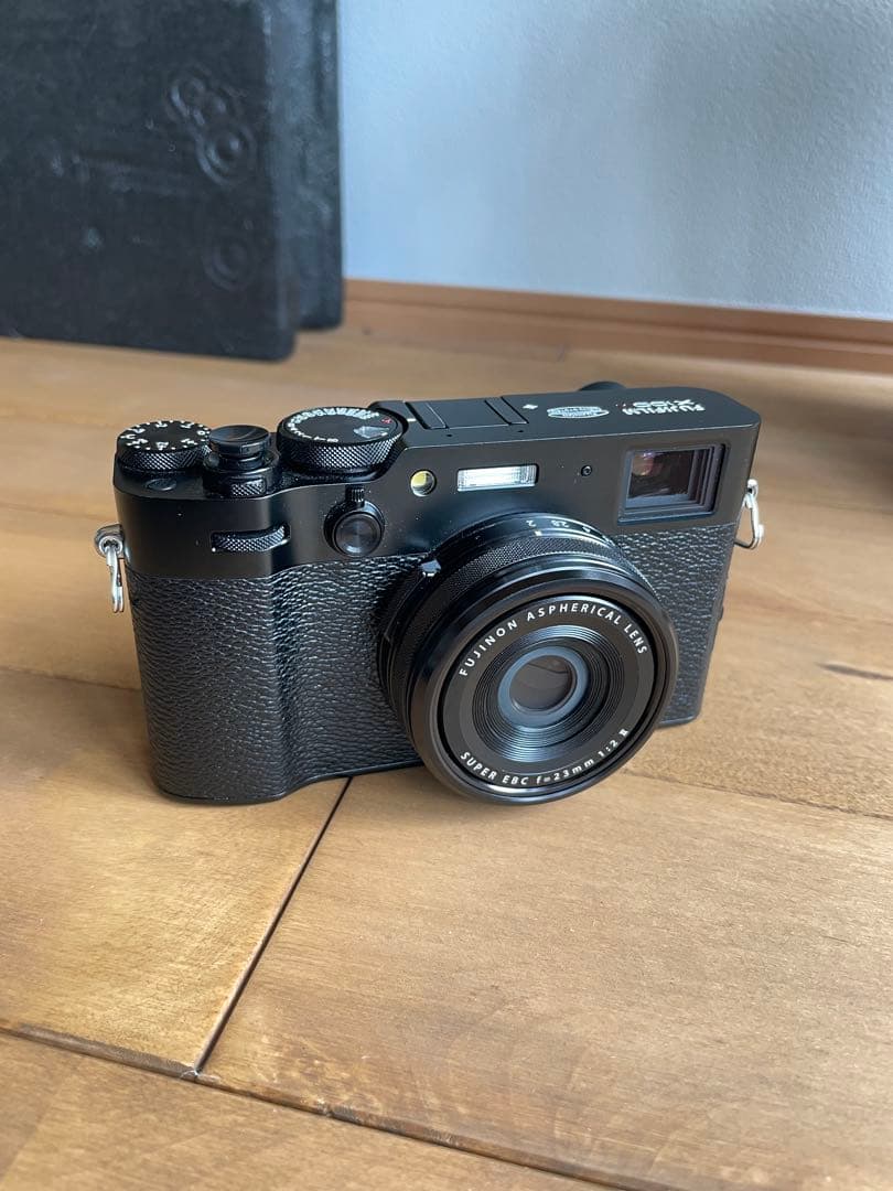 FUJI X100VI ブラック シャッター回数6400枚