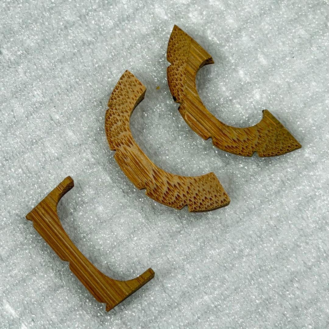 美品 琉球 胡弓 四弦 縞黒檀 本革 蛇皮　クーチョー 沖縄胡弓　擦弦楽器 蛇革