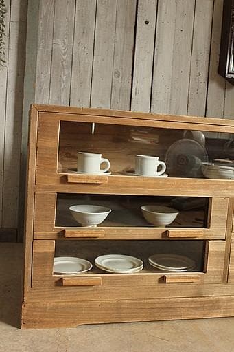 前面ガラスの引き出し3段×小引き出し2段　食器棚　シャツケース　タンス　古家具