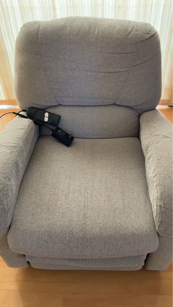 ニトリ電動リクライニングソファ（1人用）