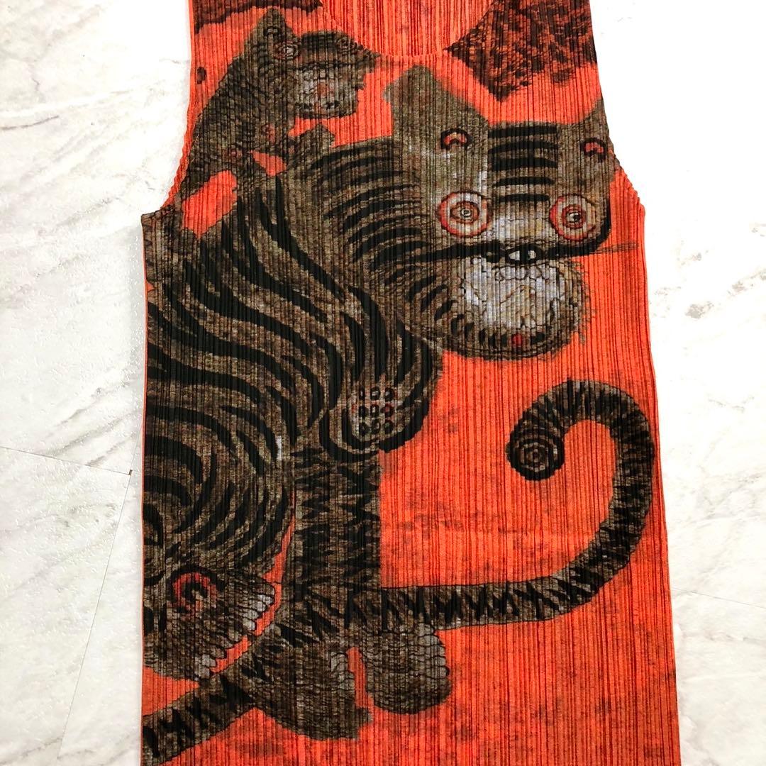 【極美品】 PLEATS PLEASE ワンピース Tiger Cat 4