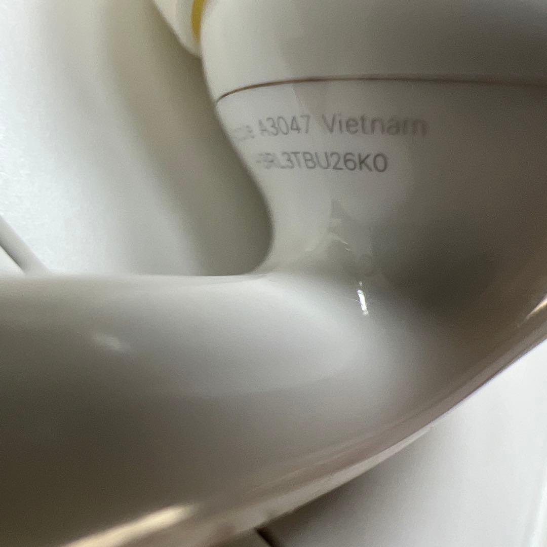 AirPods Pro 第2世代 usb-c 右耳 A3047 [40]