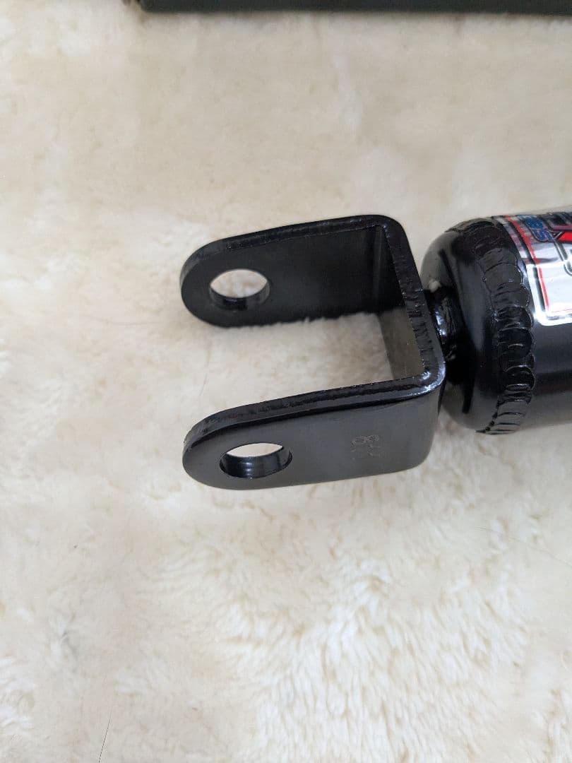 新品未使用　YSS ハイブリッドリアサスペンション