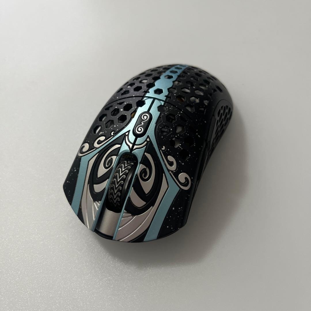 finalmouse Starlight-12 Phantom Mサイズ