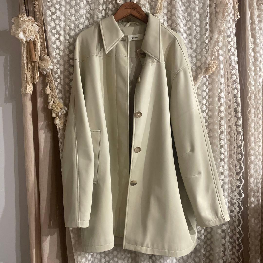 anuke アンヌーク エコレザーオーバージャケット 38 クリーム