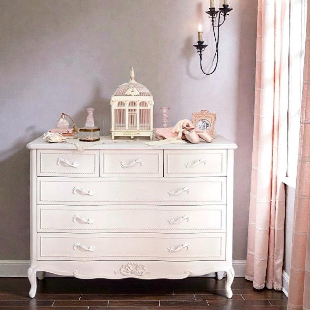 フォロー割【新品】ハンプトンシリーズ　猫脚　アンティークホワイト　チェスト