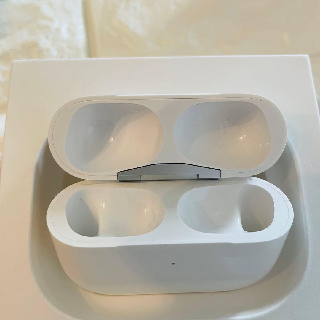 【第一世代】Apple AirPods Pro ワイヤレスイヤホン