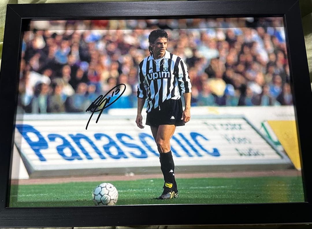 イタリア代表　ロベルト　バッジョ 直筆サインフォト