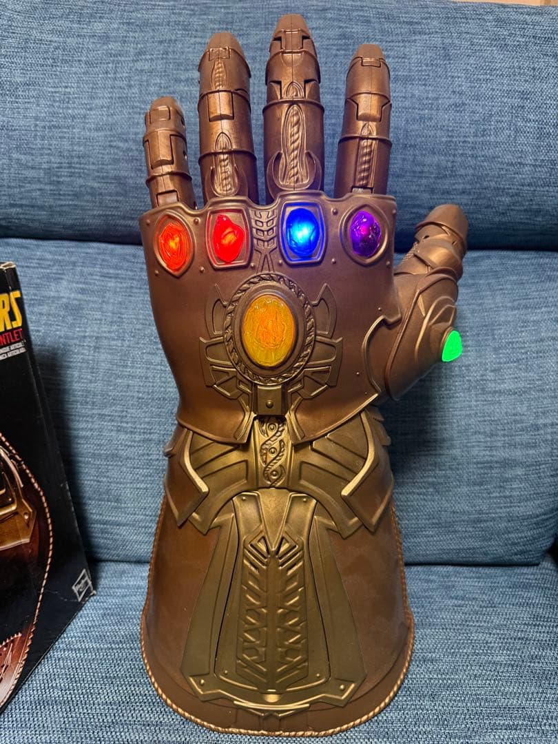 インフィニティガントレット　レジェンズ　legends サノス　マーベル